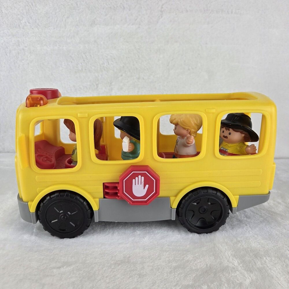 2016 Fisher Price Little People Musical School Bus With‎ 4 Figures Lights Sounds
